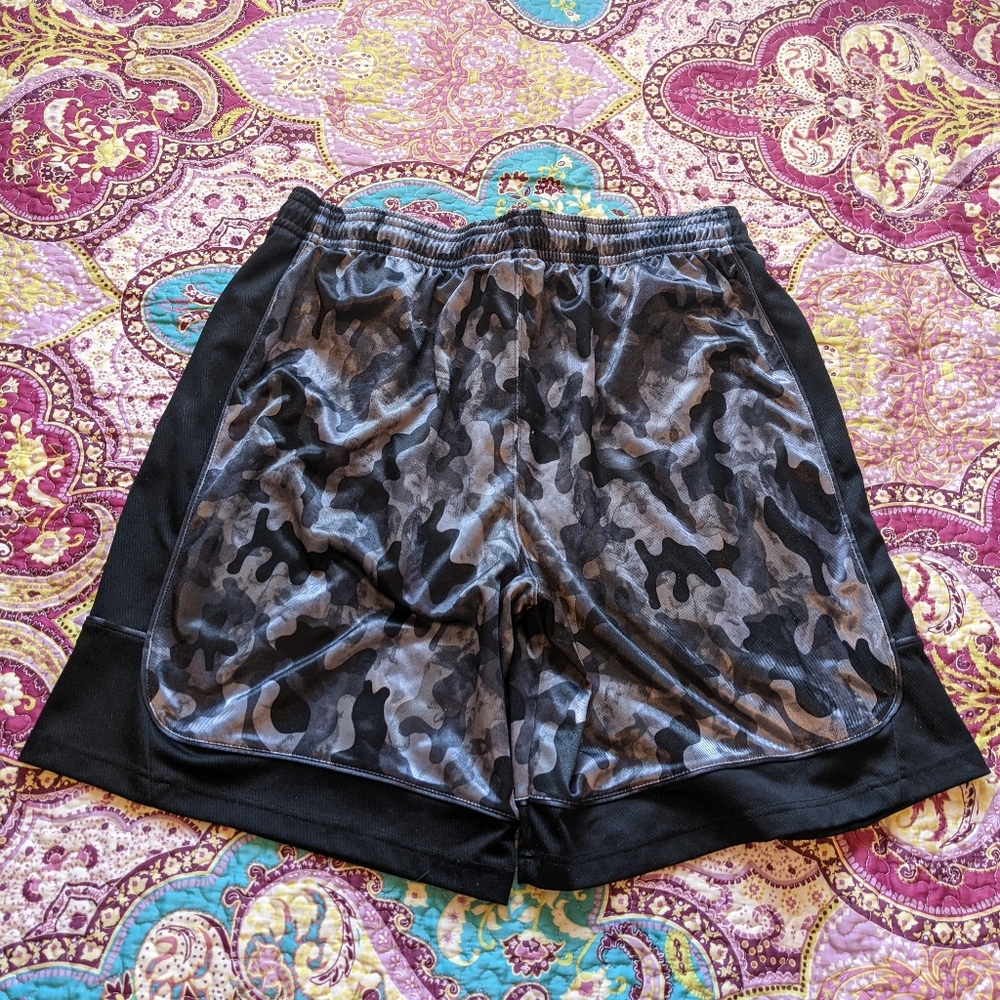 Basketball shorts